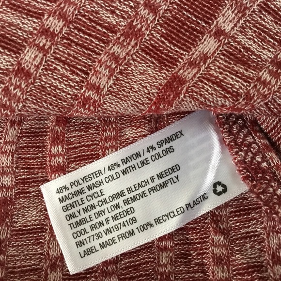 NWT Wild Fable Scoop Neck Henley Cropped Top - Picture 4 of 7